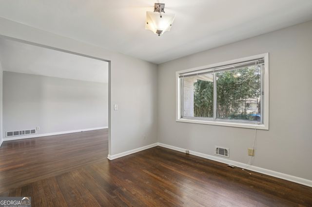 1050 rays Road, Stone Mountain, GA 30083