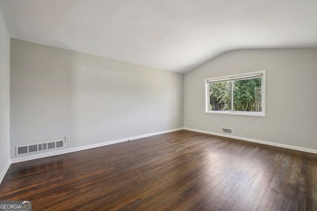 1050 rays Road, Stone Mountain, GA 30083