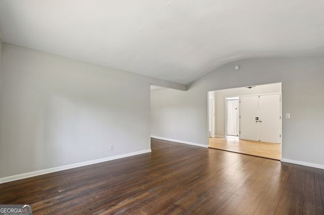 1050 rays Road, Stone Mountain, GA 30083