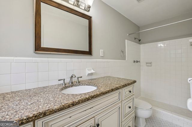 1050 rays Road, Stone Mountain, GA 30083