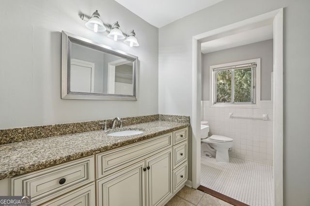 1050 rays Road, Stone Mountain, GA 30083