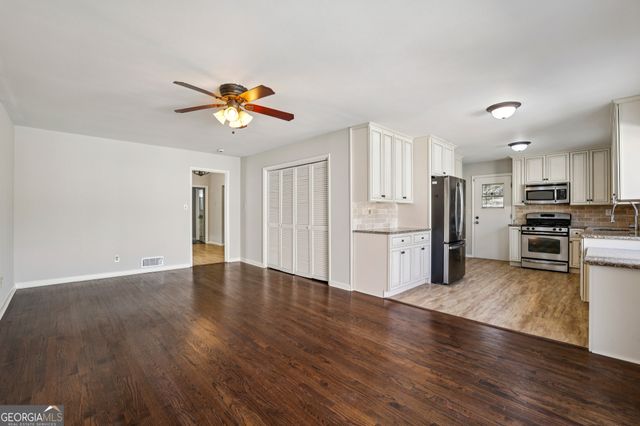 1050 rays Road, Stone Mountain, GA 30083