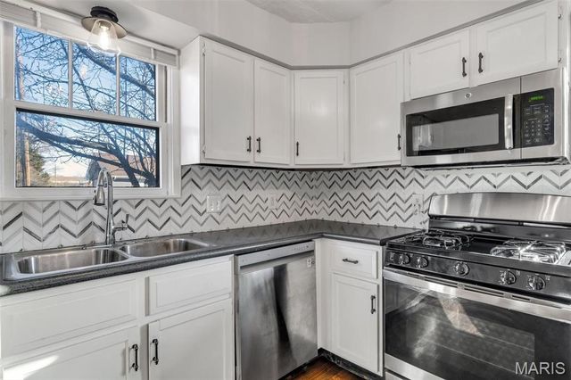 2649 Melvin Avenue, St Louis, MO 63144