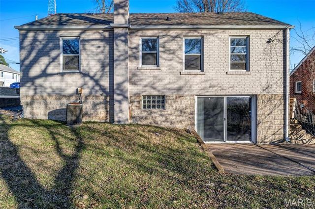 2649 Melvin Avenue, St Louis, MO 63144