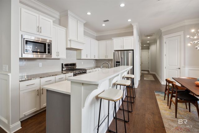 2616 Arcadia Street, Gulf Shores, AL 36542