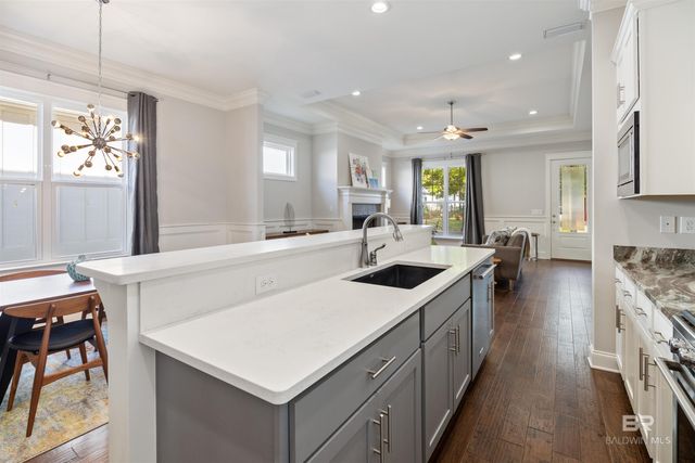2616 Arcadia Street, Gulf Shores, AL 36542