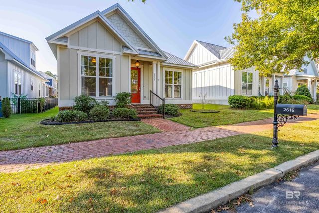 2616 Arcadia Street, Gulf Shores, AL 36542