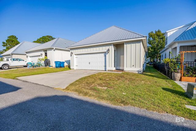 2616 Arcadia Street, Gulf Shores, AL 36542