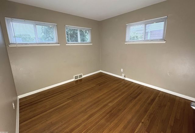 26260 Marlene Street, Roseville, MI 48066