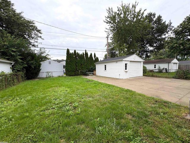 26260 Marlene Street, Roseville, MI 48066