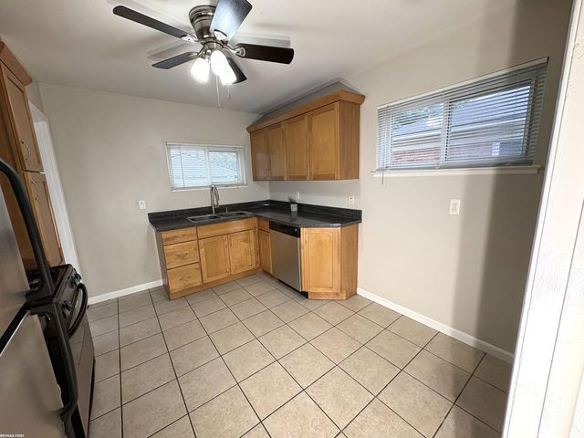 26260 Marlene Street, Roseville, MI 48066