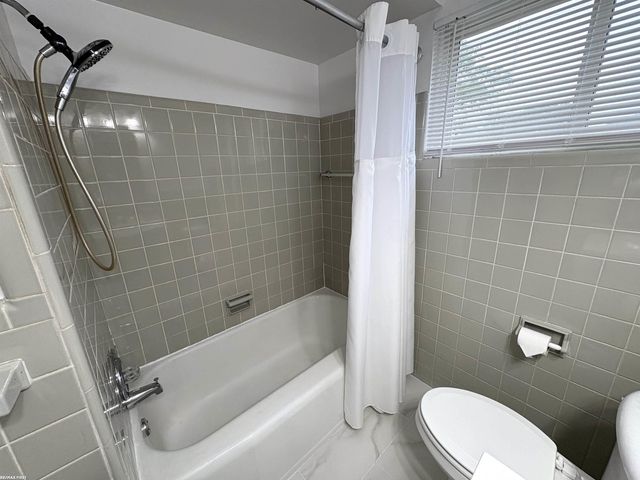 26260 Marlene Street, Roseville, MI 48066
