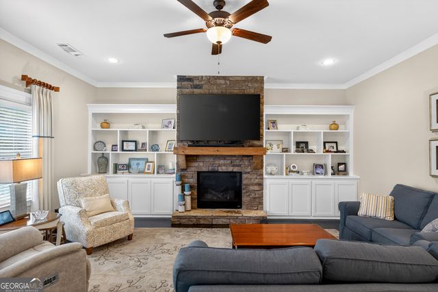 509 Taymack Farm Court, Woodstock, GA 30188
