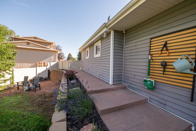 4833 S VAN BUREN AVE, Ogden, UT 84403
