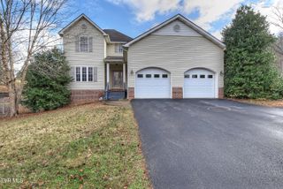 1000 Quail Run, Erwin, TN 37650