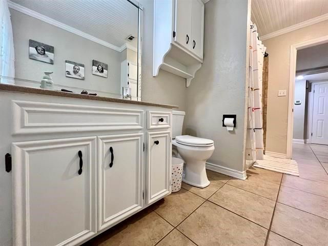 425 Lawrence Lane, Vidor, TX 77662