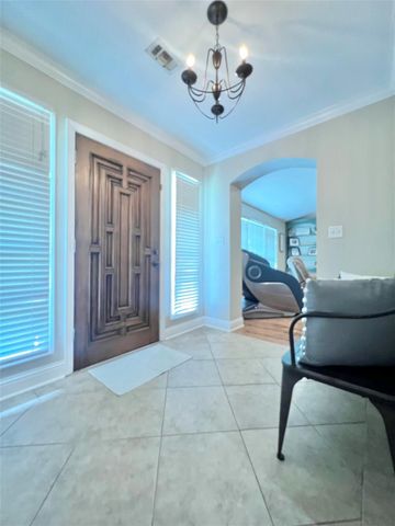 425 Lawrence Lane, Vidor, TX 77662