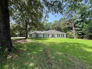 425 Lawrence Lane, Vidor, TX 77662