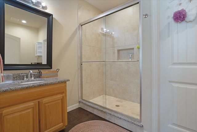 732 E Bullock Street, Denison, TX 75021