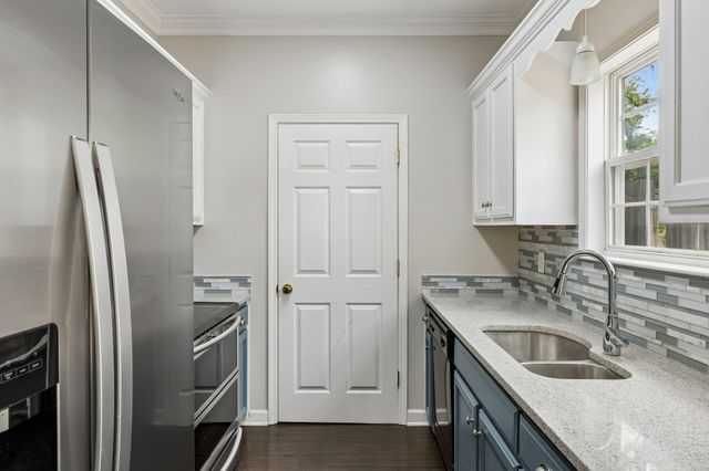 2271 Dewey Dr Apt J4, Spring Hill, TN 37174