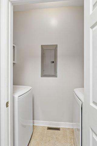 2271 Dewey Dr Apt J4, Spring Hill, TN 37174