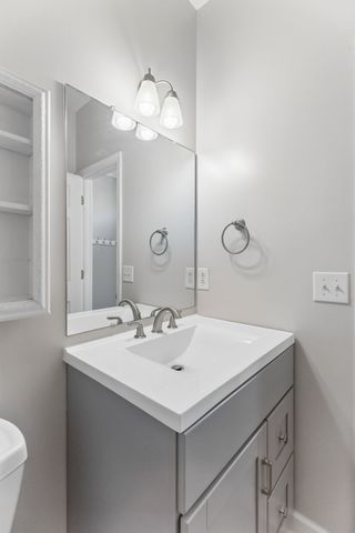 2271 Dewey Dr Apt J4, Spring Hill, TN 37174