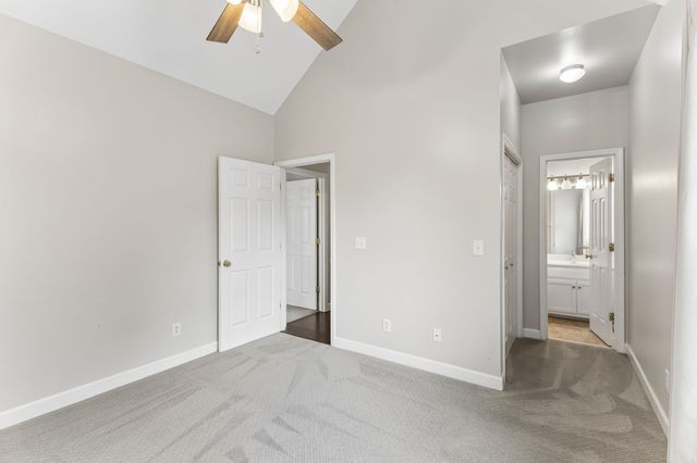 2271 Dewey Dr Apt J4, Spring Hill, TN 37174