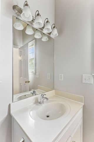 2271 Dewey Dr Apt J4, Spring Hill, TN 37174