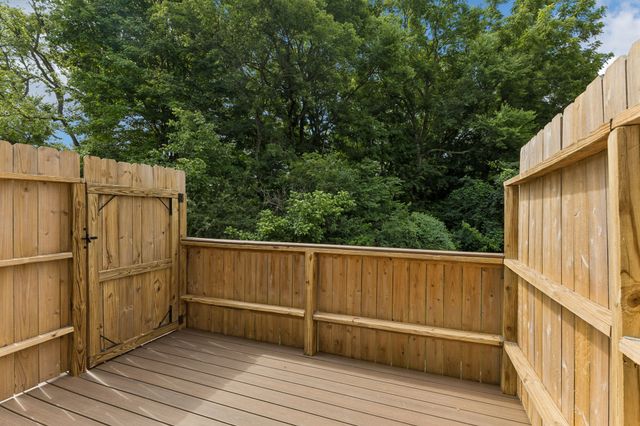 2271 Dewey Dr Apt J4, Spring Hill, TN 37174