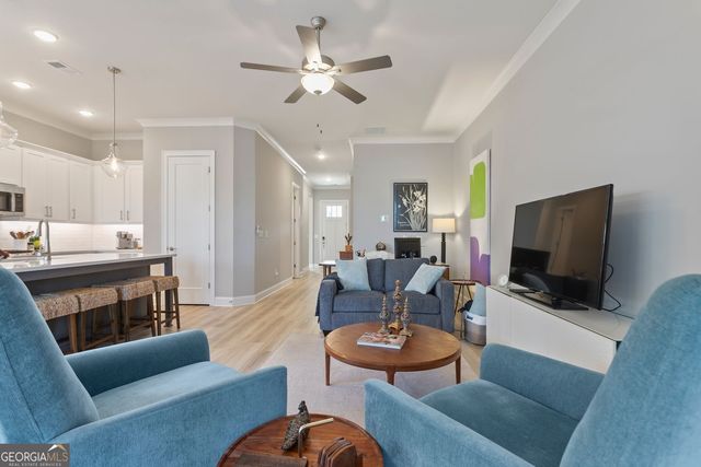 6829 Bungalow Road, Flowery Branch, GA 30542