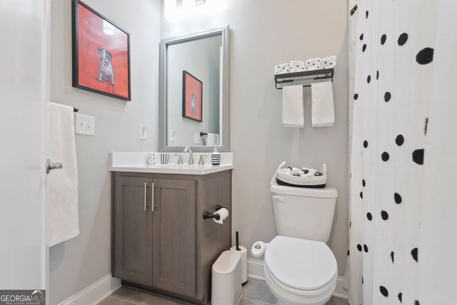 6829 Bungalow Road, Flowery Branch, GA 30542