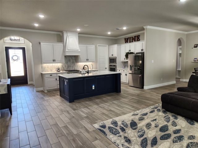 1000 Nogalito Avenue, Crowley, TX 76036