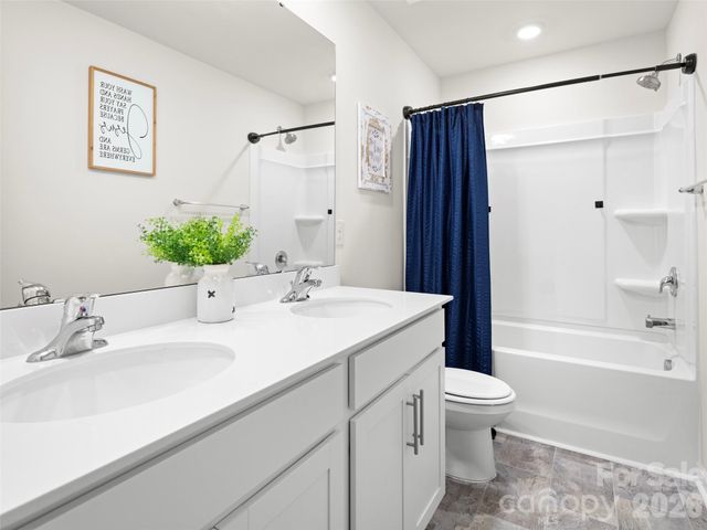 734 Fountain Park Boulevard, Asheville, NC 28806