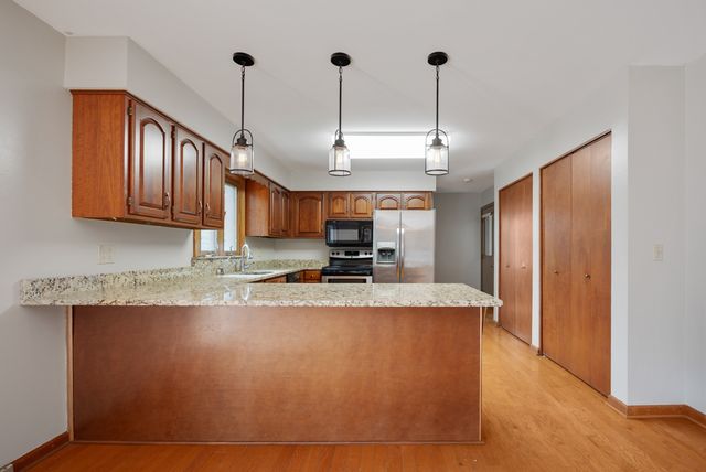 1441 Maple Lane, Elgin, IL 60123