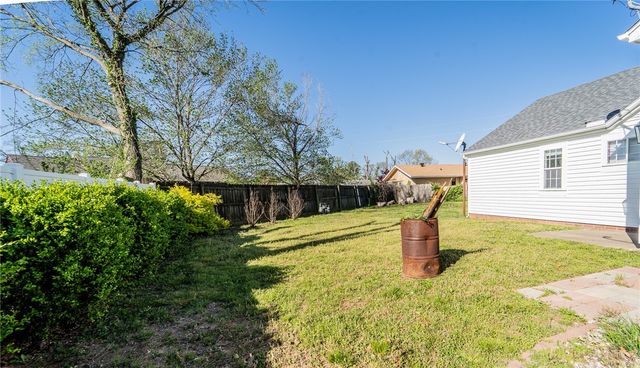 2416 Mulberry Street, Rogers, AR 72758