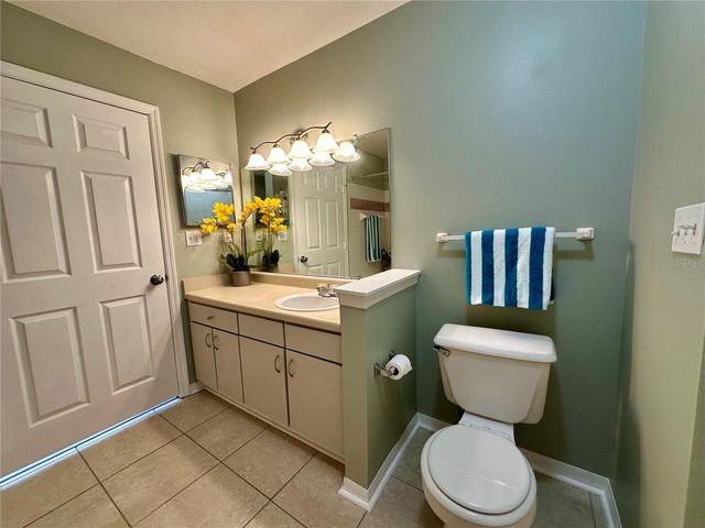 10534 WHITE LAKE COURT 10534, Tampa, FL 33626