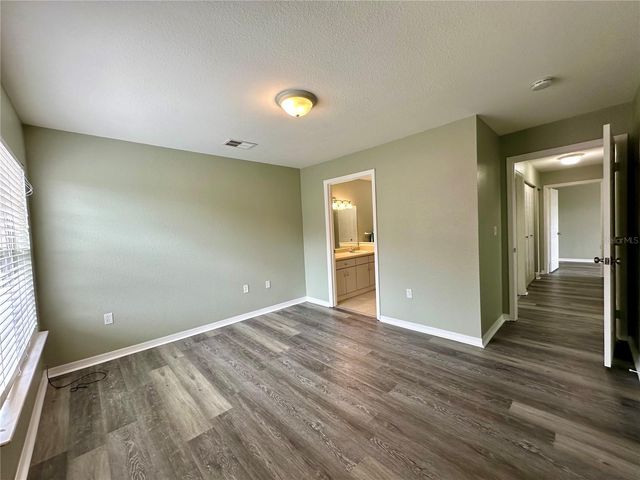 10534 WHITE LAKE COURT 10534, Tampa, FL 33626