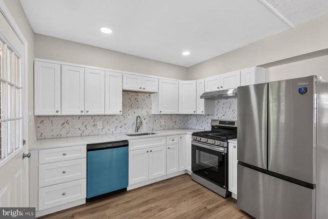 1524 BARKLEY AVE, Baltimore, MD 21221