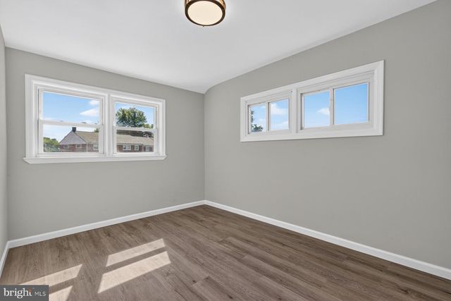 1524 BARKLEY AVE, Baltimore, MD 21221