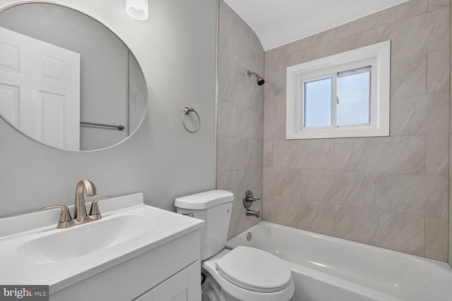 1524 BARKLEY AVE, Baltimore, MD 21221