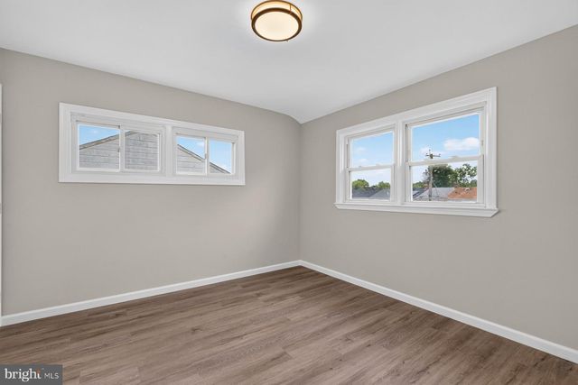 1524 BARKLEY AVE, Baltimore, MD 21221