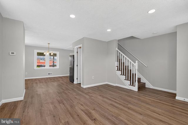 1524 BARKLEY AVE, Baltimore, MD 21221