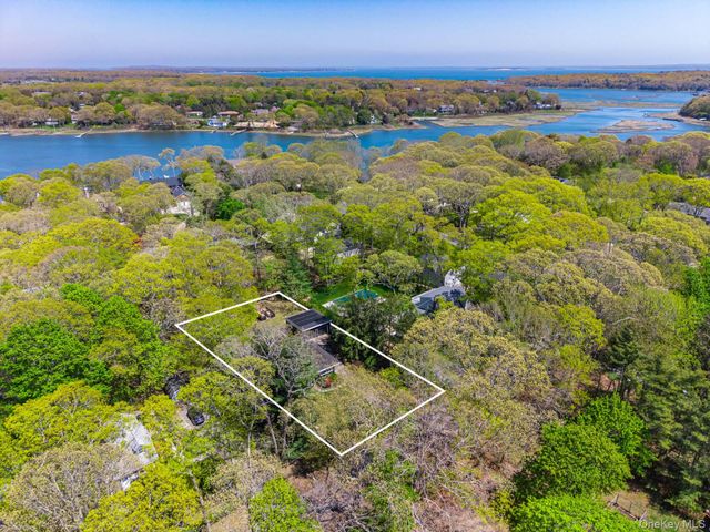 865 Track Avenue, Cutchogue, NY 11935