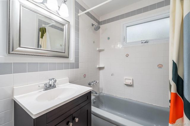865 Track Avenue, Cutchogue, NY 11935