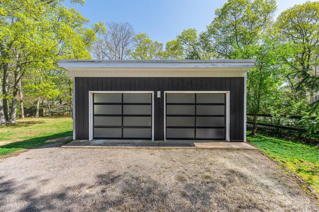 865 Track Avenue, Cutchogue, NY 11935