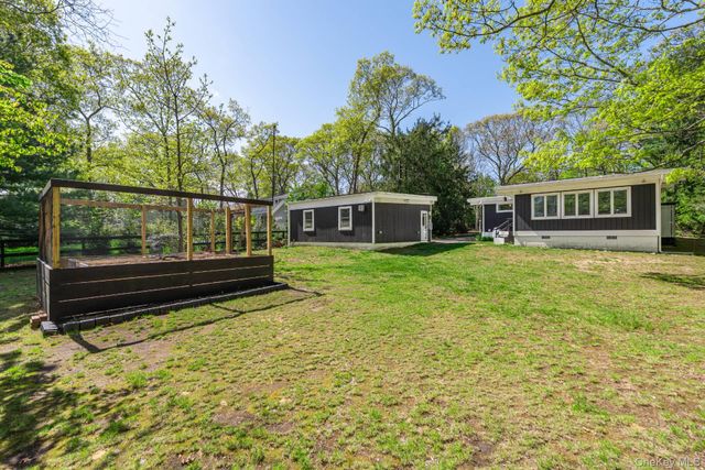 865 Track Avenue, Cutchogue, NY 11935