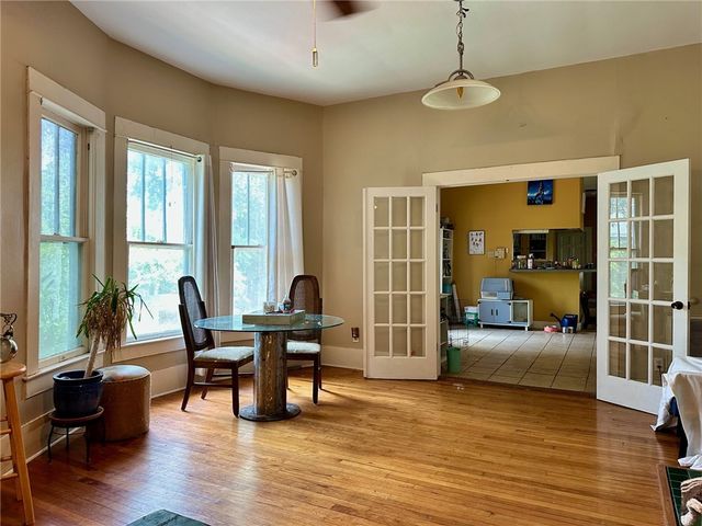 518 E Kenedy Ave, Kingsville, TX 78363