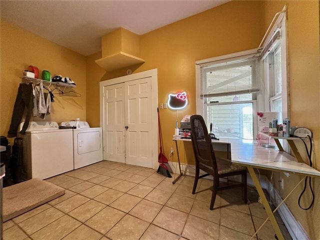 518 E Kenedy Ave, Kingsville, TX 78363