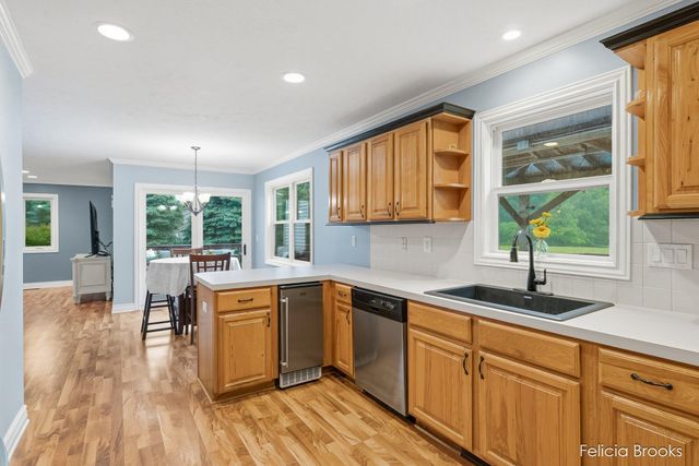 3123 140th Avenue, Dorr, MI 49323