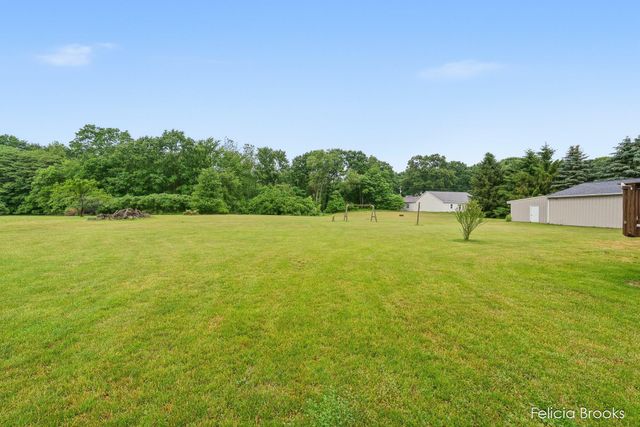 3123 140th Avenue, Dorr, MI 49323